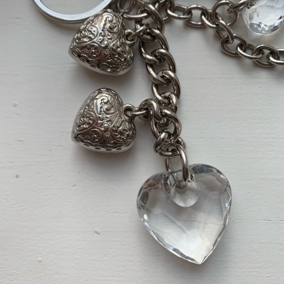 Silver & clear bead heart charm cluster keychain - Picture 7 of 8